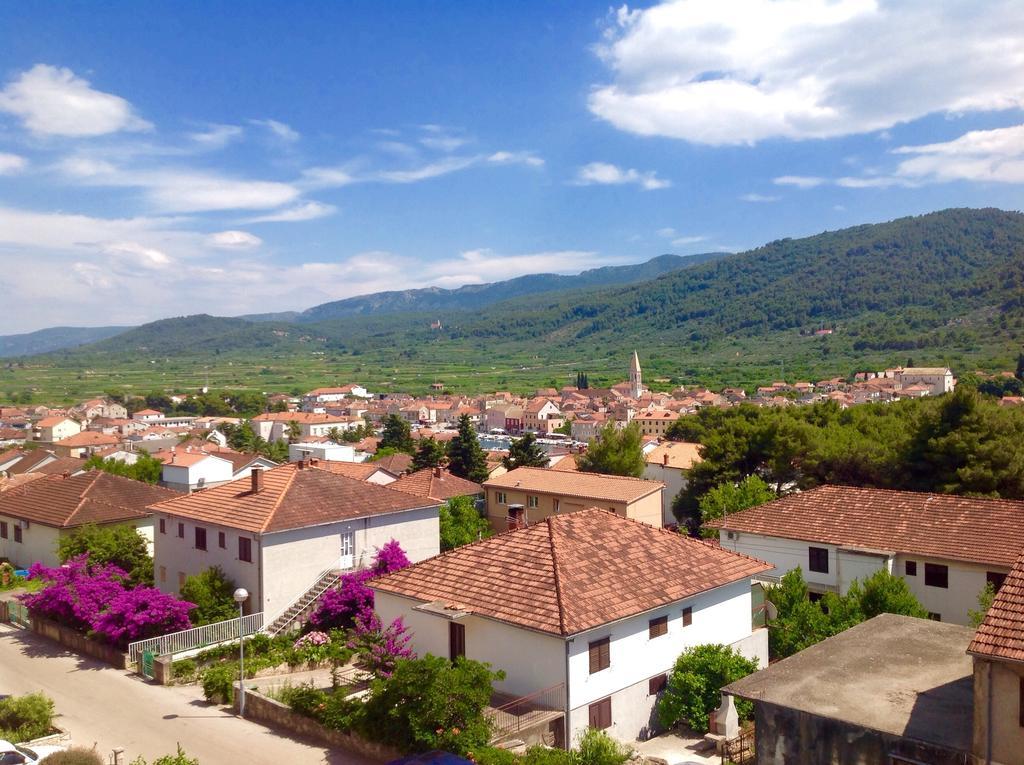 Roic Stari Grad (Hvar)